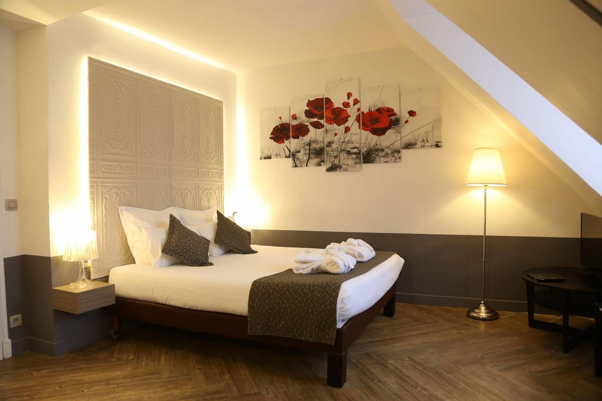 Contact Hotel Alize Montmartre Paris Eksteriør bilde